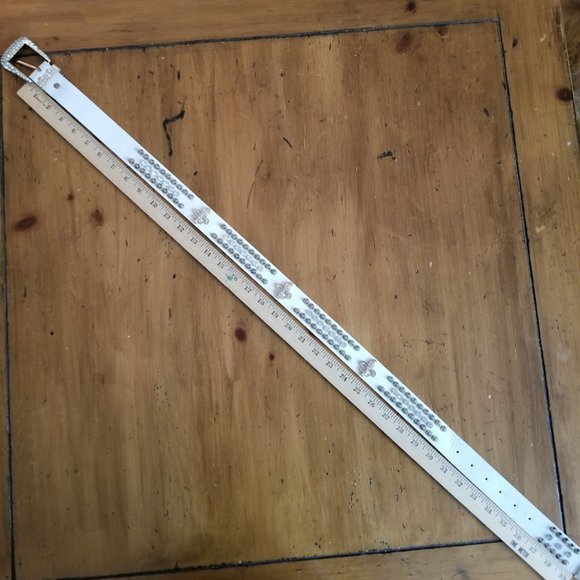 White Bling Gold Tone Studs Fluer De Lis Faux Leather Belt, Sz M / L Sparkle! - Picture 15 of 15